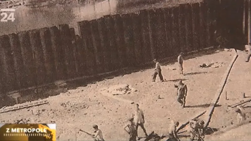 Z metropole: Muži, co stavěli most Inteligence