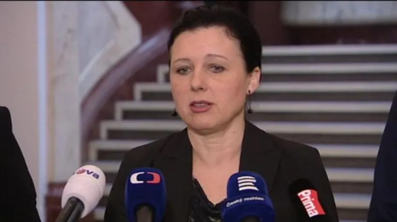 Brífink Věry Jourové k rozsudku o odškodnění za vazbu