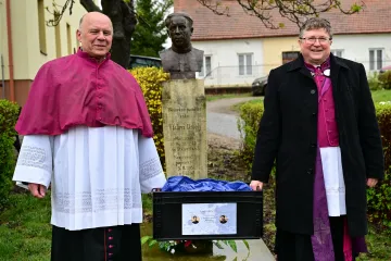 Církev vyzvedla urnu s ostatky kněze Drboly, připravuje oslavy blahořečení