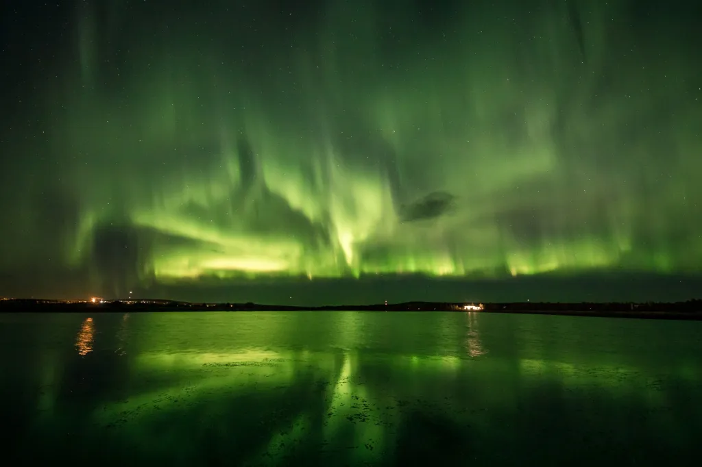 Galerie fotografií polární záře, které zachytil Alexander Kuzněcov