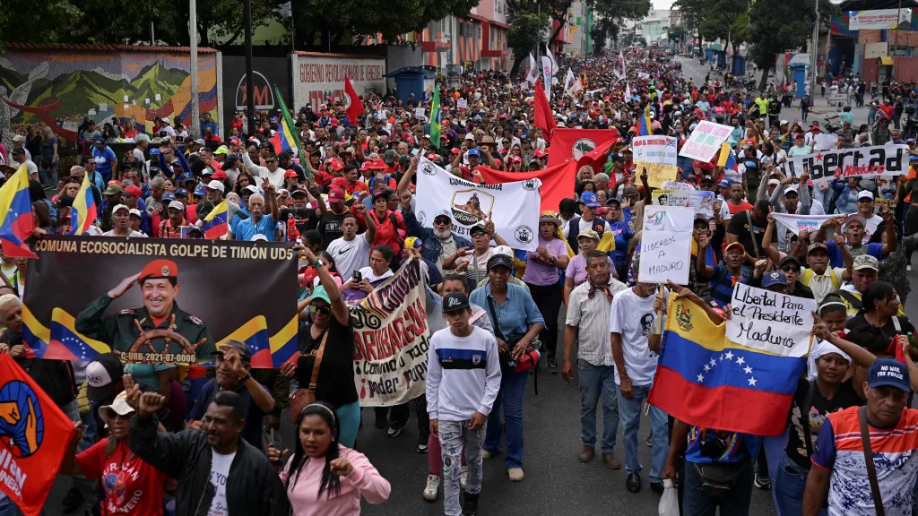 Pochod za propuštění venezuelského autoritářského vůdce Nicoláse Madura v Caracasu (7. ledna 2026)