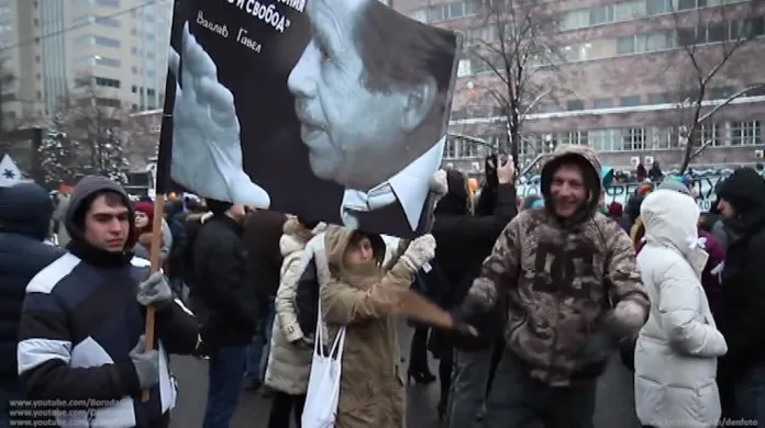Plakáty s Havlem se objevovaly na demonstracích ruské opozice