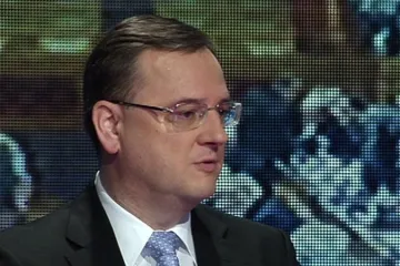 Nečas: Vládu nebudeme uměle udržovat na „politických infúzích“