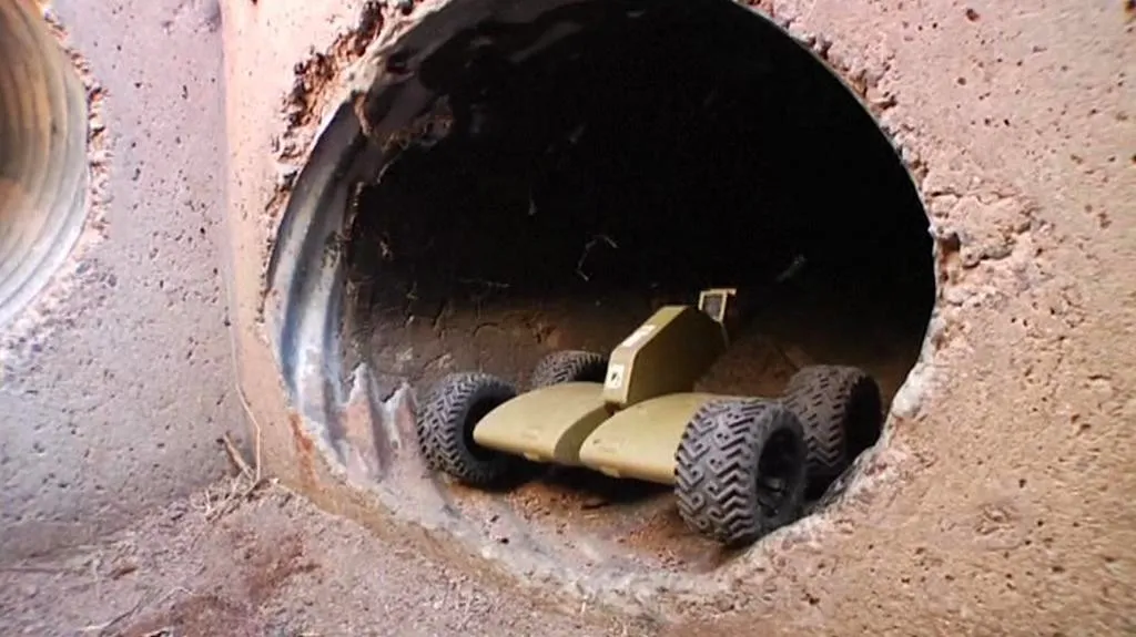 Robot na průzkum pašeráckých tunelů