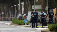 Francouzská policie na stráži po výbuchu před synagogou