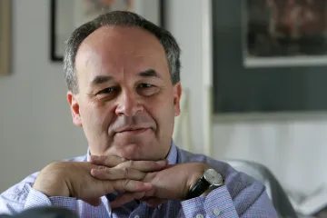 Schwarz: Zbohatlo by Česko z růstu platů po vzoru Škody?