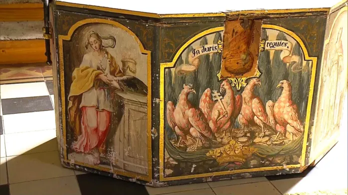 Malovaná truhla s ostatky olomouckých Přemyslovců