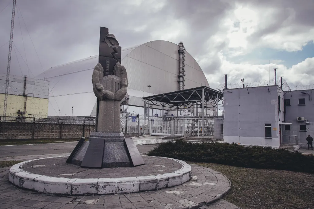 I 300 metrů od sarkofágu se radiace drží ve zcela běžných hodnotách