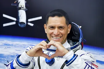 Astronauti na ISS našli po osmi měsících záhadně ztracené rajče