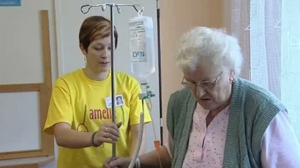 Dobrovolnice se pacientkou