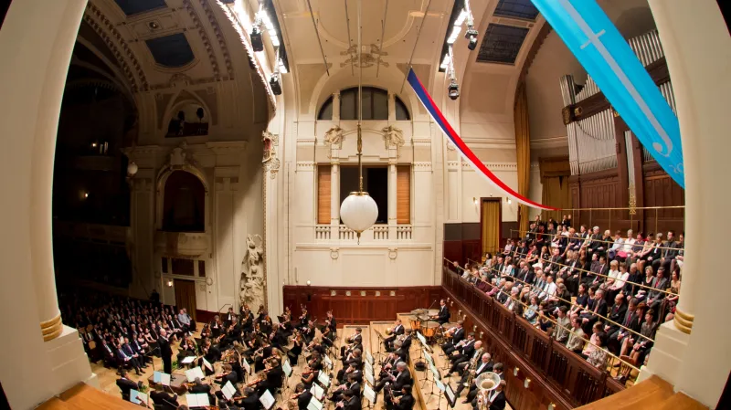 Pražské jaro, Smetanova síň Obecního domu