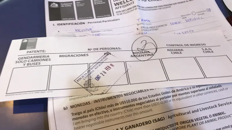 Celni deklarace a hraniční razítko