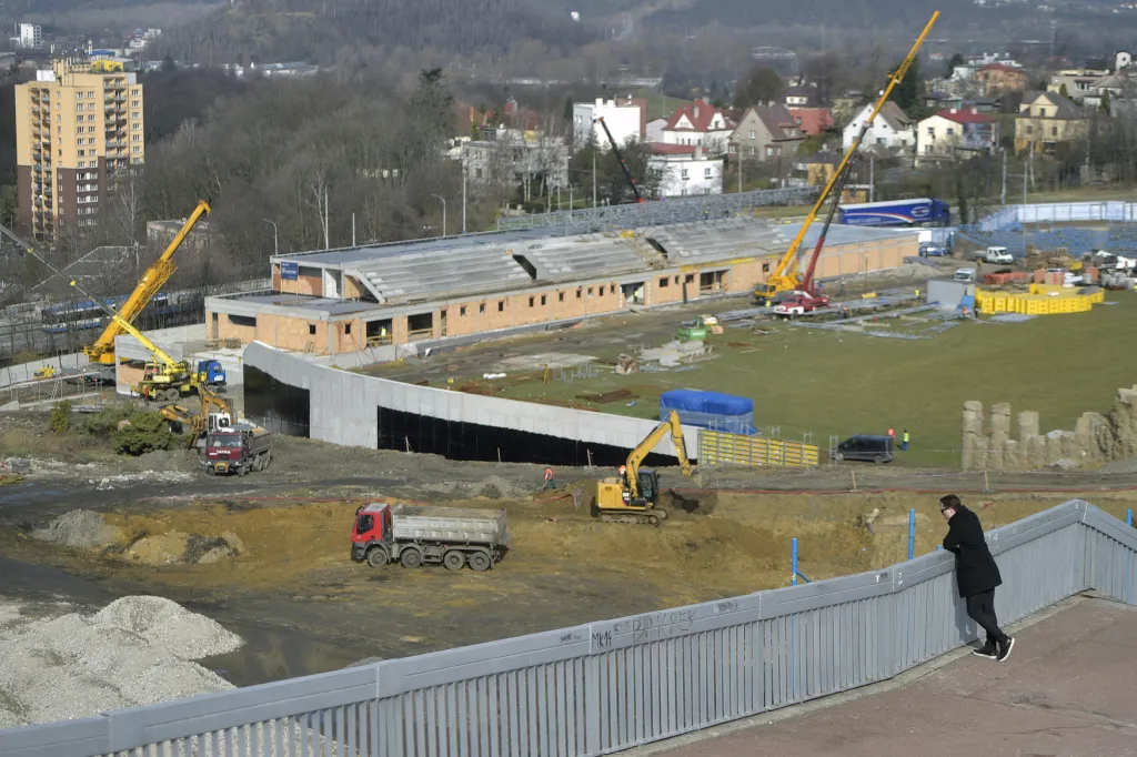 Stadion se začal přestavovat v červenci 2018 na moderní tréninkový areál pro mládež z celého Moravskoslezského kraje.