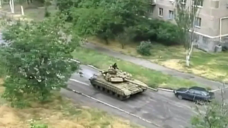 Tanky ve městě Snižne