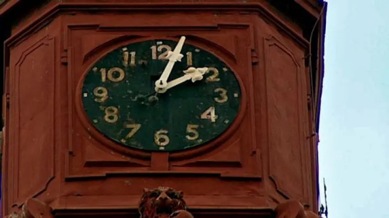 Neděle bude o hodinu kratší