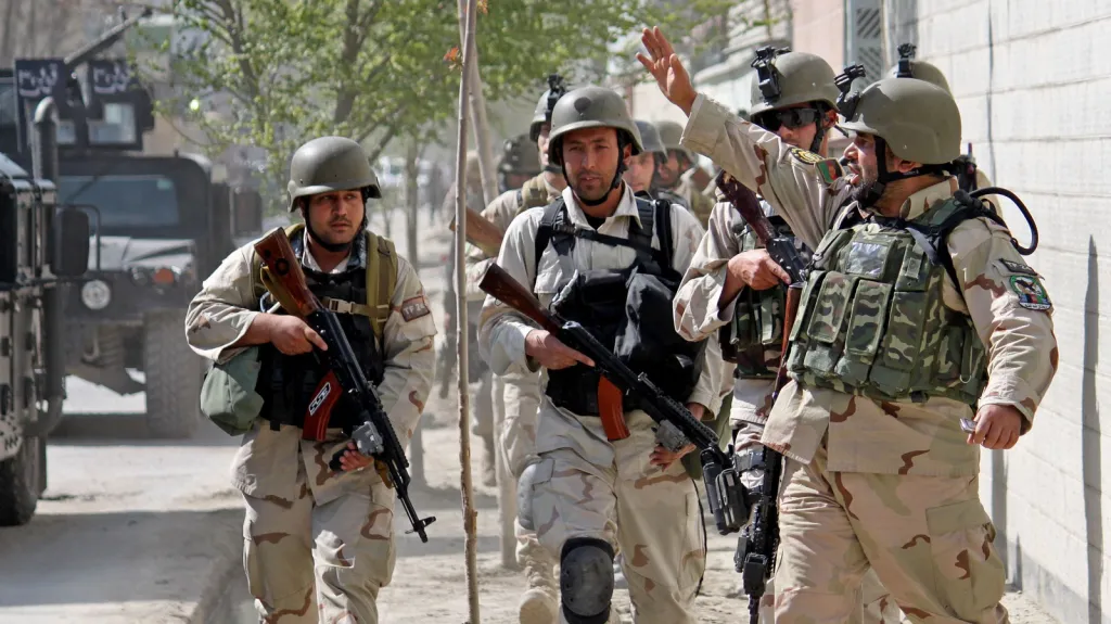 Vojáci v Kábulu