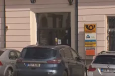 Česká pošta řeší s obcemi prodej budov. Některé pobočky nefungují už roky