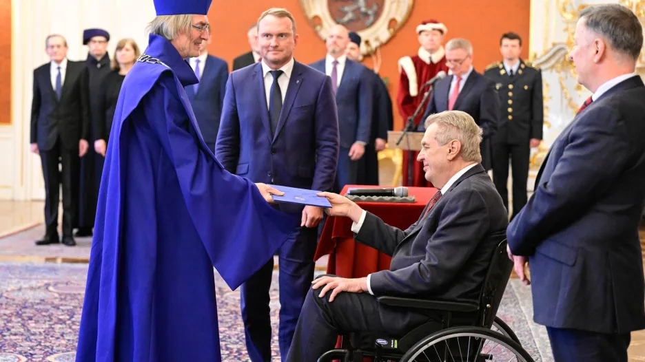 Prezident Miloš Zeman jmenuje rektora Vysoké školy uměleckoprůmyslové v Praze Jindřicha Vybírala