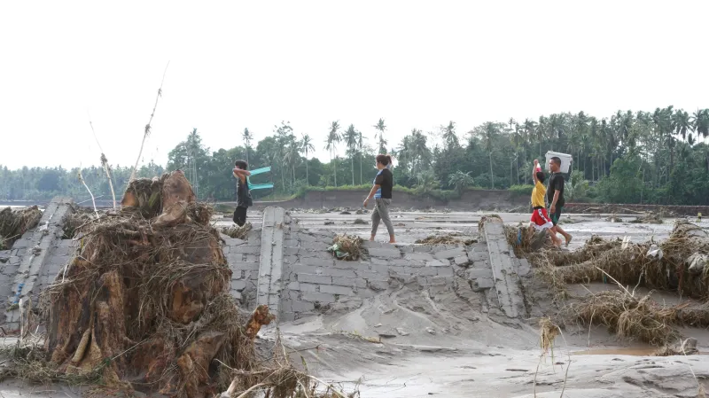 Filipíny zasáhla ničivá tropická bouře Tembin
