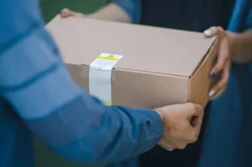 EU hodlá od července zavést clo tři eura na malé balíky