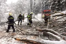 Sněžení komplikovalo dopravu na Liberecku i na Vysočině 