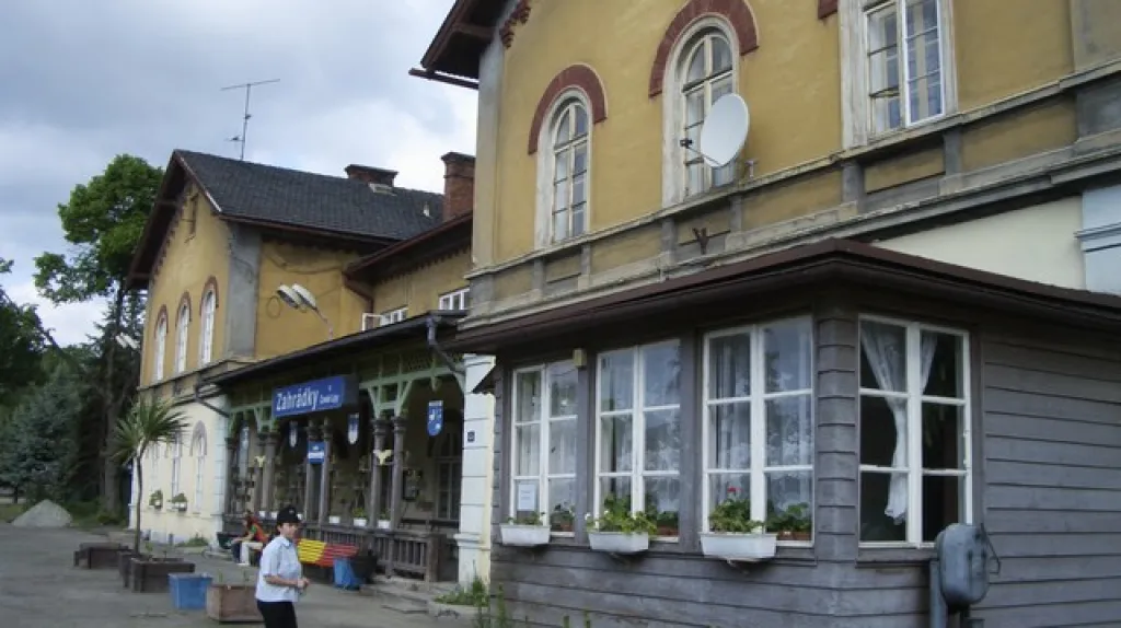 Nádraží Zahrádky u České Lípy