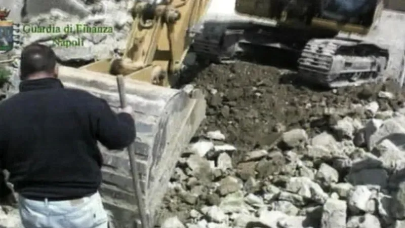 Skládka odpadu v Pozzuoli