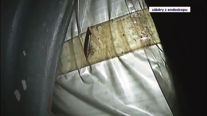 Sáček uvnitř sochy koně svatého Václava