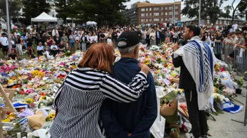 Pietní místo v australském Sydney k uctění památky obětí střelby na pláži Bondi Beach