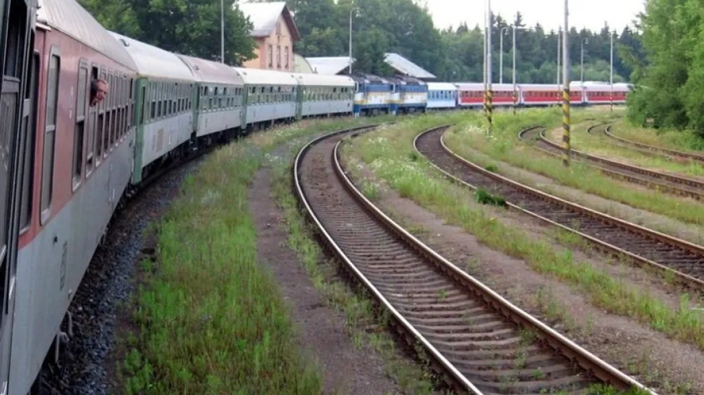 Vlak Českých drah s vozem BRm
