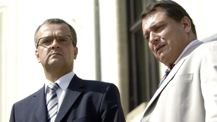 Miroslav Kalousek a Jiří Paroubek na jednání o menšinové koalici (srpen 2006)