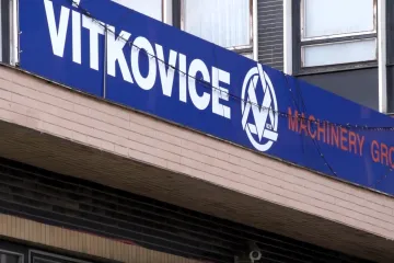 Reportéři ČT získali svědectví bývalých zaměstnanců obviněného Světlíka. V případu může jít o víc