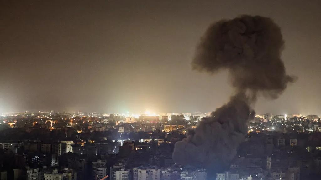 Kouř na předměstí Bejrútu