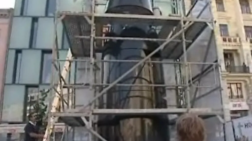 Hodiny na náměstí Svobody