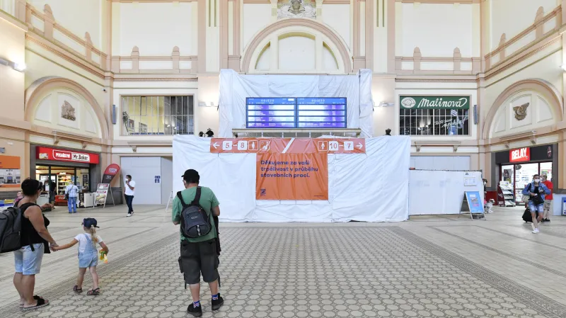 Práce na opravách nádraží by měly trvat dva a půl roku