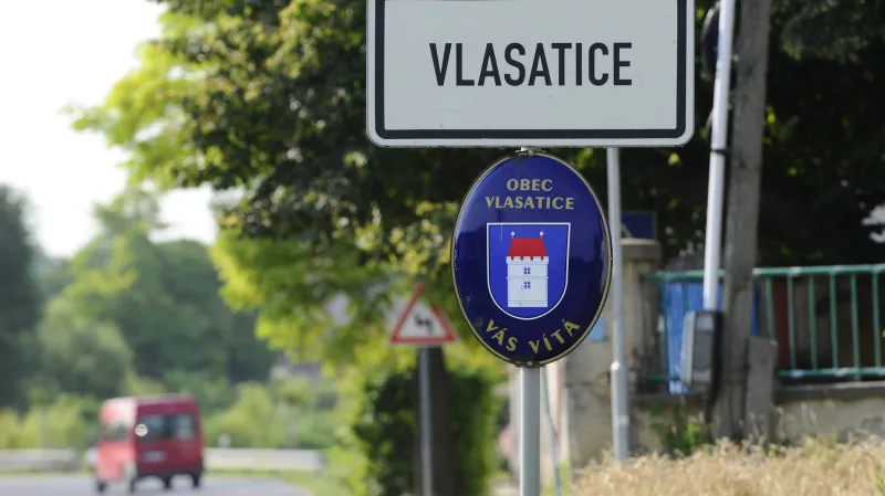 Obec Vlasatice leží nedaleko Pohořelic