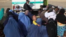 Pákistán se rozhodl vyhostit všechny přistěhovalce bez dokumentů, většinou jde o Afghánce