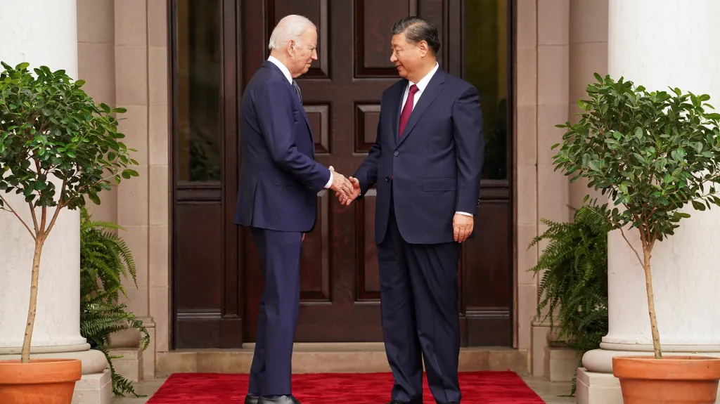 Americký prezident Joe Biden a čínský prezident Si Ťin-pching