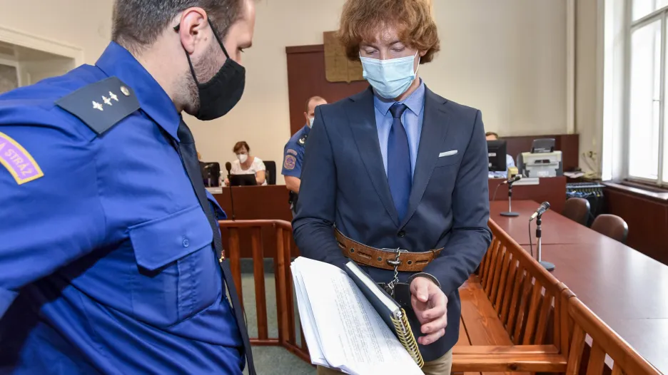 Obžalovaný Tomáš Fiala u soudu