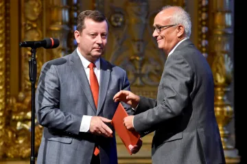 Ředitel Národního divadla Burian zůstane ve funkci. Ministr ocenil pozitivní změny