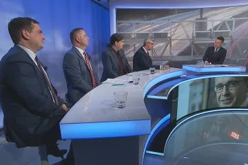 Na tahu je policie, komentují politici „podivnou kauzu“ exministra Kremlíka