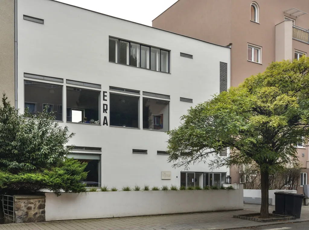 Kavárna Era (1927–1929) od Josefa Kranze