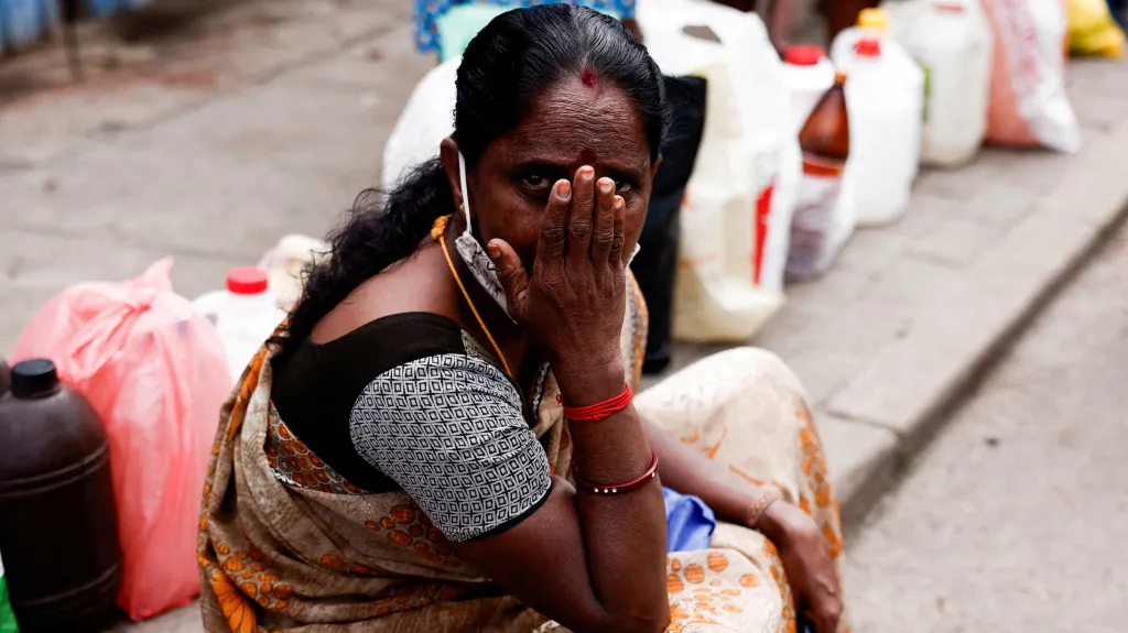 Srí Lanka se dlouhodobě potýká s hlubokou ekonomickou krizí