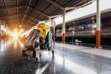 Cestovní pojištění může pomoci v případě nemoci i při ztrátě zavazadel
