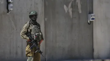 Izraelský voják v Chán Júnisu v Pásmu Gazy