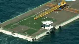 Námořní plošina míří k Fukušimě