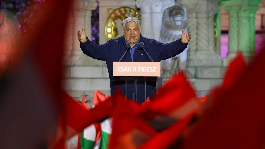 Viktor Orbán na posledním předvolebním mítinku 11. dubna 2026