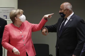 Úvod summitu EU ukázal rozdíly v názorech na krizový fond. Jednání postupují velmi pomalu