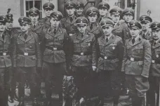Uprchlí gestapáci se v 50. letech přestali skrývat. Aby za mlácení Čechů dostali důchod