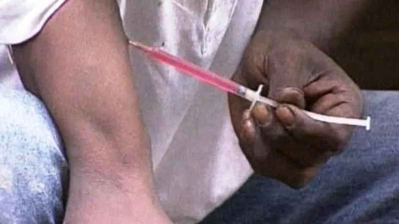 Vedoucí AIDS centra: Revoluce v léčbě AIDS přišla v roce 1997